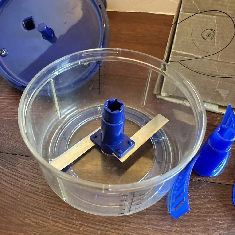 Tupperware Quick Chef Food Processor Chopper Blender Mixer Blue 4 Cups